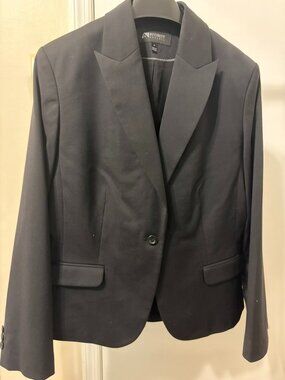 Affinity Apparel Black Blazer